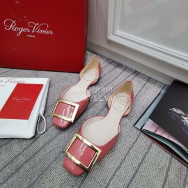 Roger Vivier Classic Square Button Patent Leather Flat Heels For Women Pink