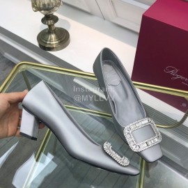 Roger Vivier Classic Silk Diamond Buckle Square Heel Shoes For Women Gray