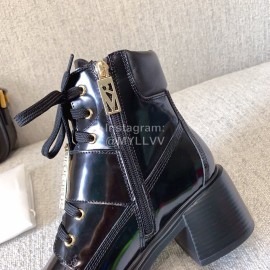 Roger Vivier Autumn And Winter New Black Leather Martin Boots  