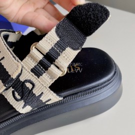Stuart Weitzman Summer Sheepskin Embroidered Sandals For Women Black