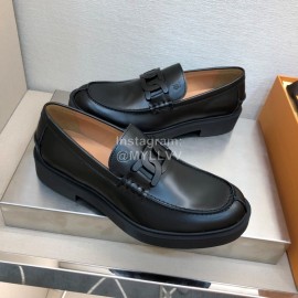 Tods Black Oil Wax Cowhide Loafers For Men 