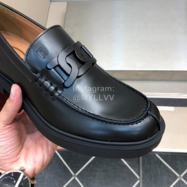 Tods Black Oil Wax Cowhide Loafers For Men 