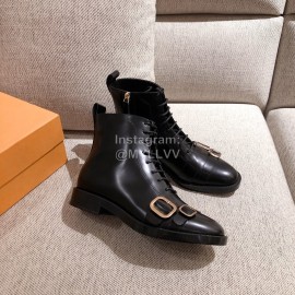 Tods Retro Leather Golden Buckle Short Boots For Women 