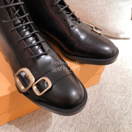 Tods Retro Leather Golden Buckle Short Boots For Women 