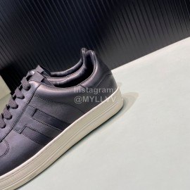 Tom Ford Calf Leather Casual Sneakers For Men Black