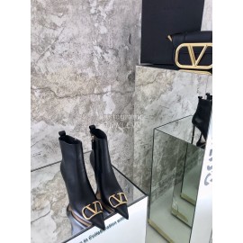 Valentino Autumn Winter New Metal V-Button High Heel Boots Black