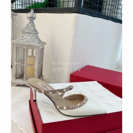 Valentino Fashion Cow Patent Leather Pointed High Heel Sandals White