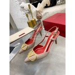 Valentino Fashion Leather Pointed High Heel Sandals For Women