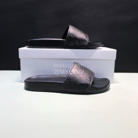 Versace Cowhide Embossed Slippers For Men And Women Black