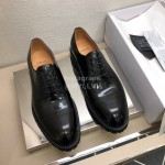 Versace Cowhide Casual Shoes For Men Black