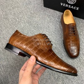 Versace New Crocodile Leather Lace Up Business Shoes For Men Brown