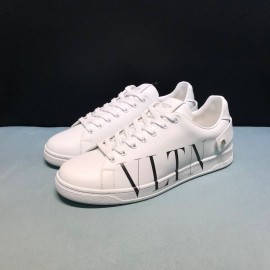 Valentino Leather Casual Sneakers For Men And Women