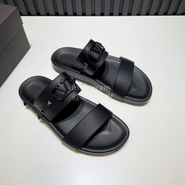 Valentino Black Calf Leather Rivet Slippers For Men