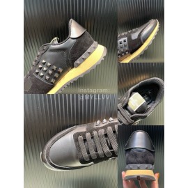 Valentino Garavani Rockrunner Camouflage Black Leather Sneakers For Men 