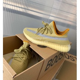Adidas Yeezy Boost 350 V2 Casual Sneakers For Men And Women Yellow