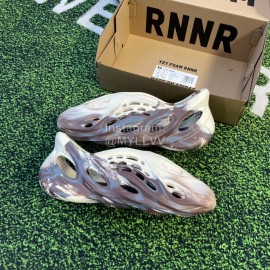 Adidas Yeezy Foam Runner Slidemxt Moon Sand X Kanye West Sneakers Brown