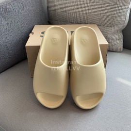 Adidas Yeezy Slide Slippers For Men And Women Beige