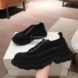 Alexander Mcqueen Fashion Sheepskin Thick Sole Sneakers For Men And Women Black