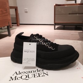 Alexander Mcqueen Fashion Sheepskin Thick Sole Sneakers For Men And Women Black