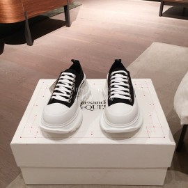Alexander Mcqueen Fashion Sheepskin Thick Sole Sneakers Black For Men And Women