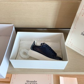 Alexander Mcqueen Fashion Smooth Leather Casual Shoes For Men And Women Blue