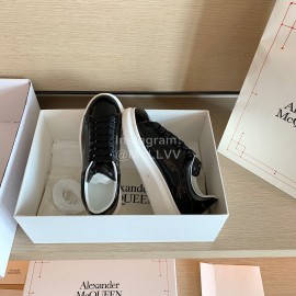 Alexander Mcqueen Fashion Smooth Leather Casual Shoes For Men And Women Black