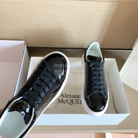 Alexander Mcqueen Fashion Smooth Leather Casual Shoes For Men And Women Black