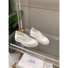 Alexandermcqueen Cowhide Thick Soles Loafers For Men And Women White