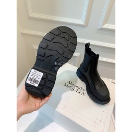 Alexandermcqueen Leather Thick Soles Chelsea Boots For Men And Women Black