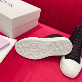 Alexandermcqueen Classic Thick Soled High Top Canvas Shoes For Men And Women Black