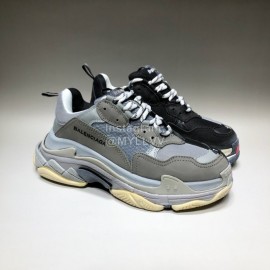 Balenciaga Fashion Mesh Sneakers For Men And Women Gray