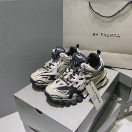 Balenciaga Track.2 Fashion Thick Soles Sneakers For Men And Women Beige