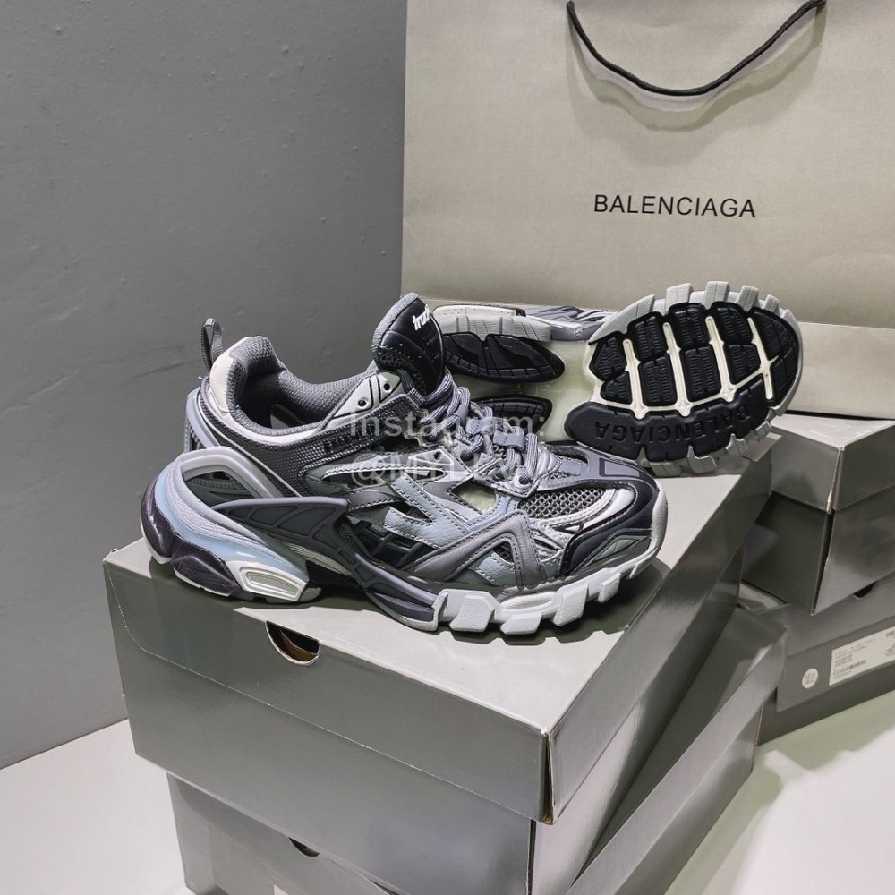 Balenciaga Track.2 Fashion Thick Soles Sneakers For Men And Women Gray