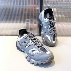 Balenciaga Triple-S 3.0 Retro Sneakers For Men And Women Gray