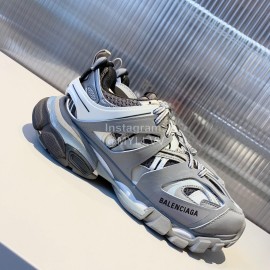 Balenciaga Triple-S 3.0 Retro Sneakers For Men And Women Gray