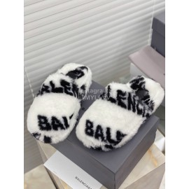 Balenciaga Winter Letter Print Logo Soft Plush Slippers White