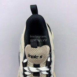 Balenciaga Fashion Thick Soles Mesh Sneakers For Men And Women Gray