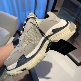 Balenciaga Triples New Thick Soles Sneakers For Men And Women Gray