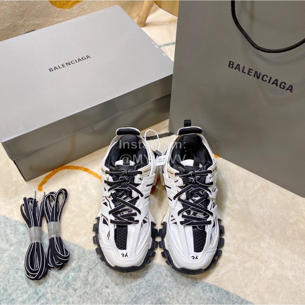Balenciaga Track3.0 Lace Up Sneakers For Men And Women Black