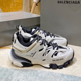 Balenciaga Track3.0 Lace Up Sneakers For Men And Women Black