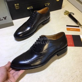 Bally Calfskin Lace Up Shoes For Men Black