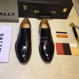 Bally Calfskin Lace Up Shoes For Men Black