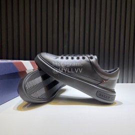 Bally Calf Leather Thick Soled Casual Shoes For Men Black