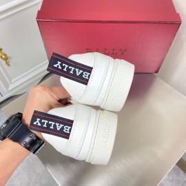 Bally Lychee Grain Cowhide Casual Shoes For Men White