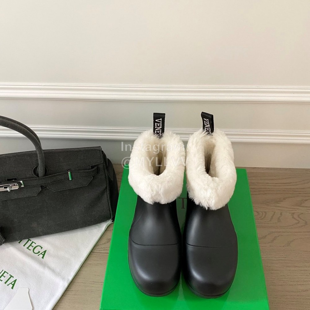 Bottega Veneta Winter Lamb Wool Waterproof Cute Boots For Women Black