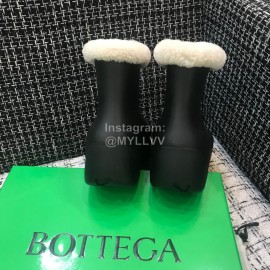 Bottega Veneta Winter Lamb Wool Waterproof Short Boots For Women Black