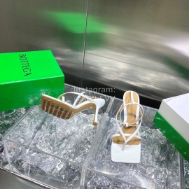 Bottega Veneta Spring Fashion Sheepskin Square Head High Heel Sandals White