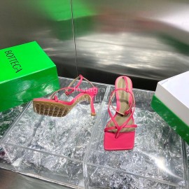 Bottega Veneta Spring Fashion Sheepskin Square Head High Heel Sandals Rose Red