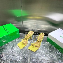 Bottega Veneta Spring Fashion Yellow Sheepskin Square Head High Heel Sandals