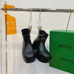 Bottega Veneta Autumn Winter New Pvc Environmental Protection Rain Boots  Black